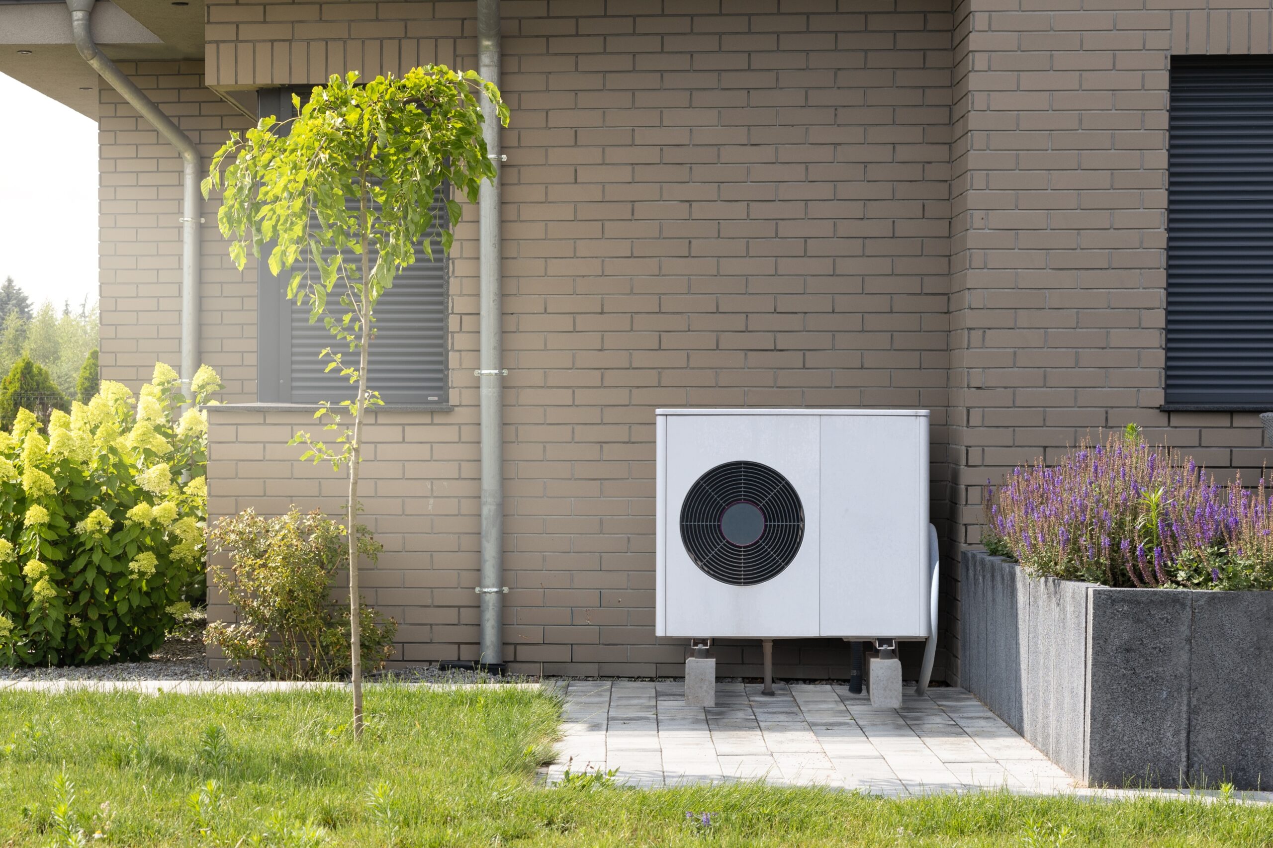 The Benefits of Installing Heat Pumps in Your Commercial Property